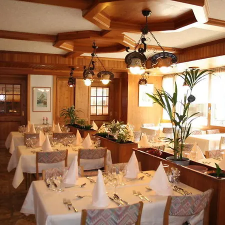 Alpine Budget By Taescherhof Gæstehus 2*