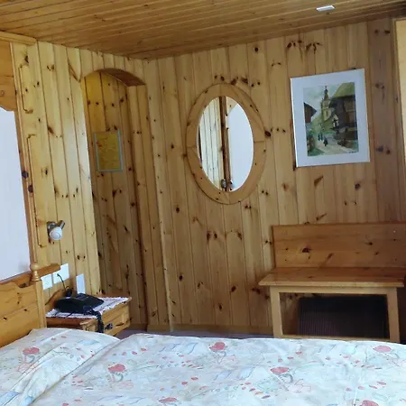 Alpine Budget By Taescherhof Gæstehus 2*