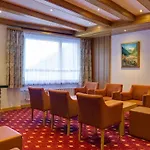 Alpine Budget By Taescherhof بيت ضيافة زيرمات